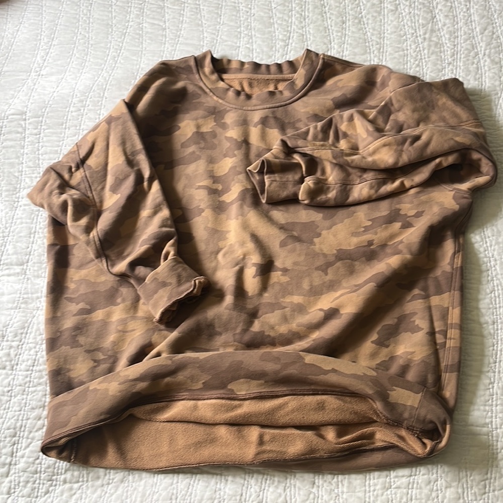 Lululemon Perfectly Oversized Crew
Heritage 365 Camo Beige Multi - Picture 10 of 10